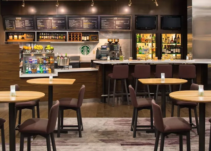 Courtyard By Marriott Seattle Federal Way