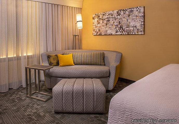 Courtyard By Marriott Seattle Hotel Federal Way